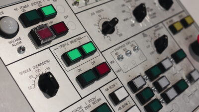 同時2軸NC加工機を導入しました